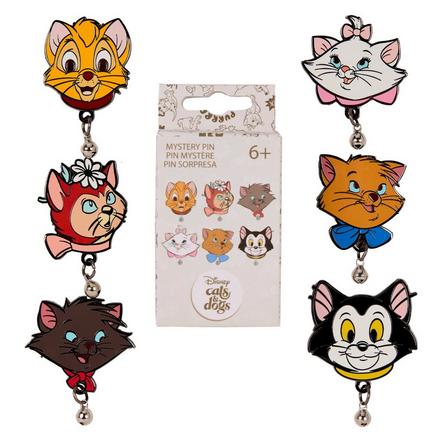 Loungefly Disney Cats with Bells Blind Box Enamel Pin Exclusivité Games Zone (Styles May Vary)